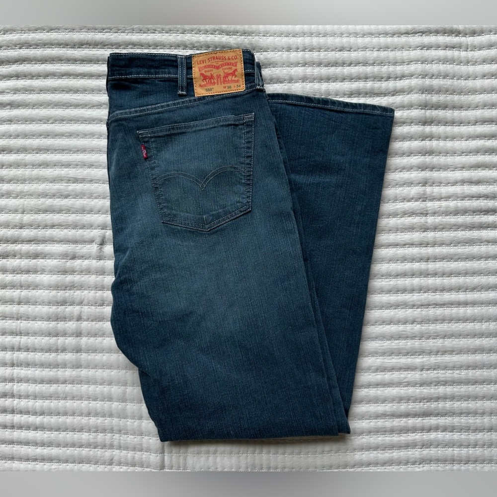 Levi’s 559 Relaxed Straight Fit men’s denim jeans Size 38 x 34. New with…
